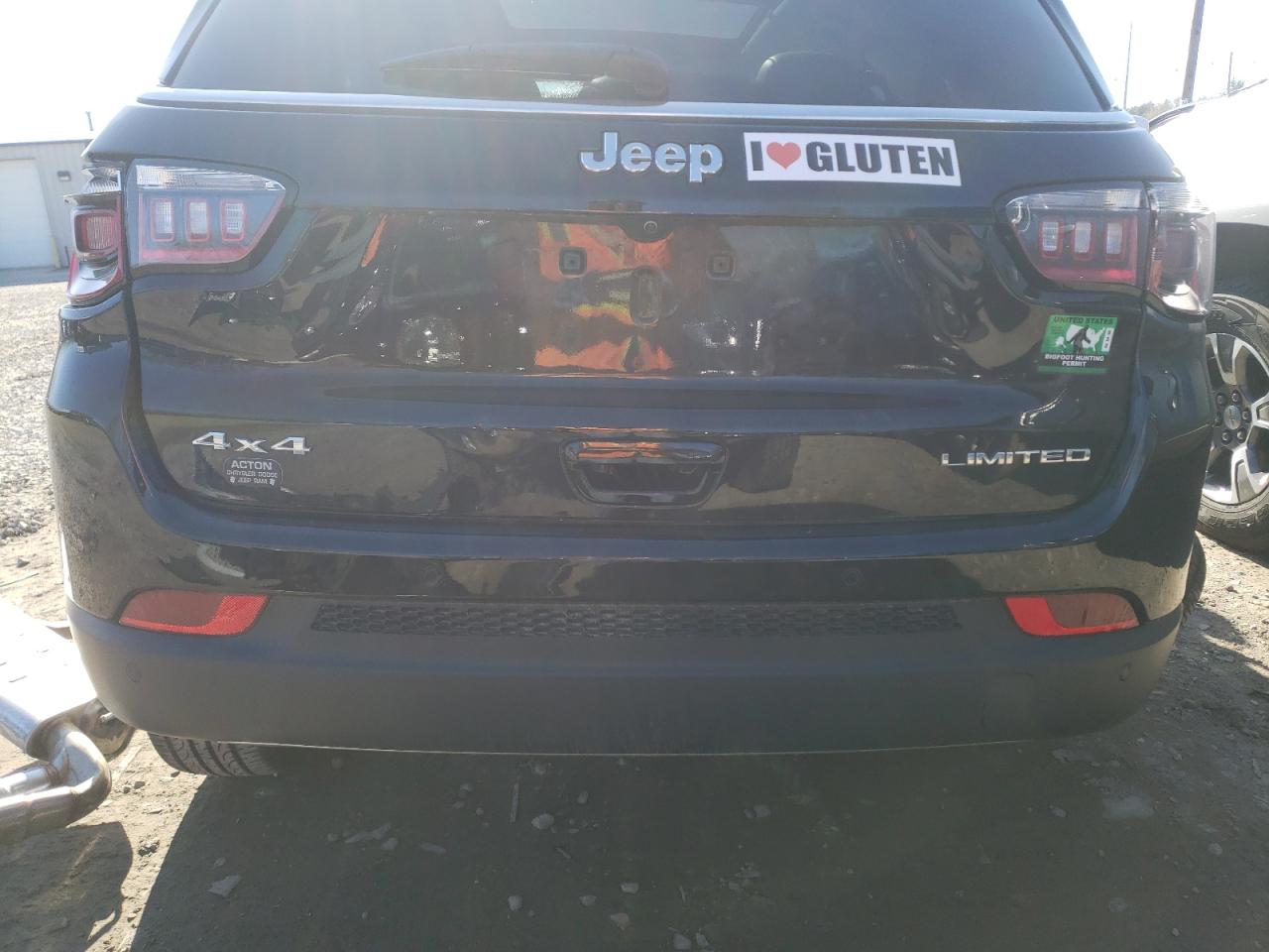 Photo 9 from auction – 2020 JEEP COMPASS LI with VIN 3C4NJDCB4LT238528