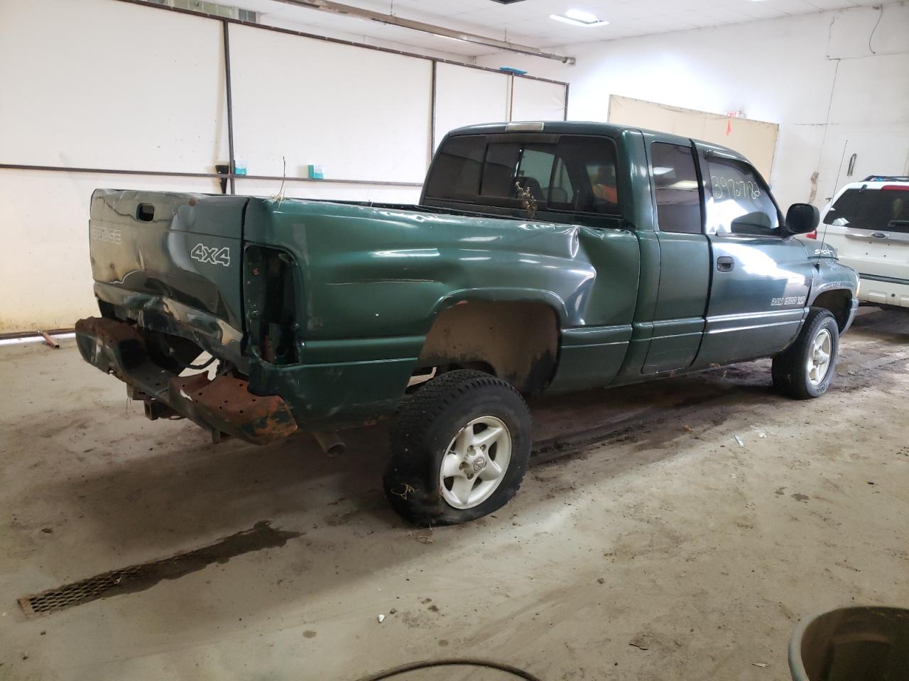 صورة رقم 4 من المزاد - 2001 DODGE RAM 1500 مع VIN 3B7HF13Z81M285708