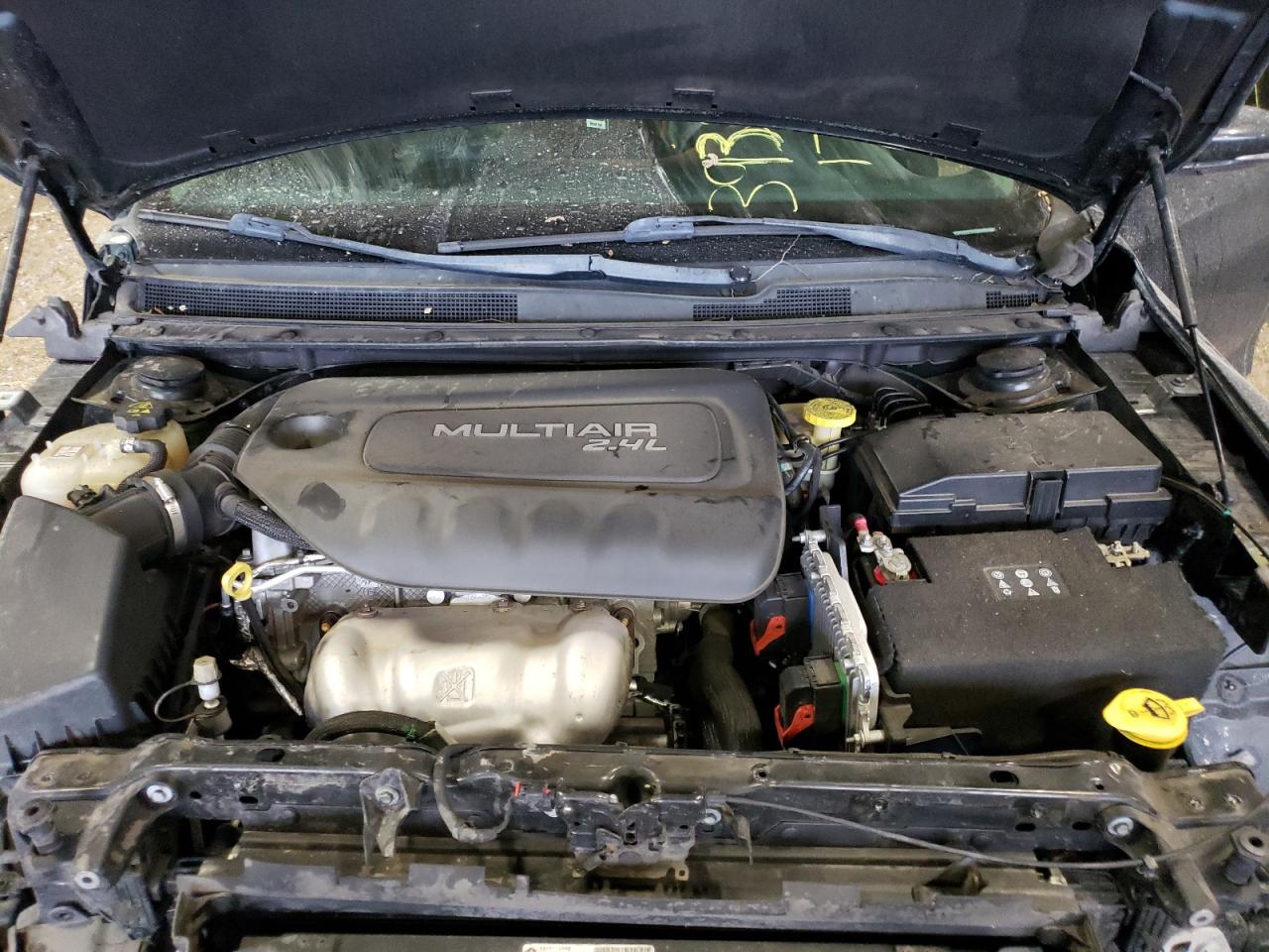 Photo 7 from auction – 2016 CHRYSLER 200 C with VIN 1C3CCCCB0GN172243