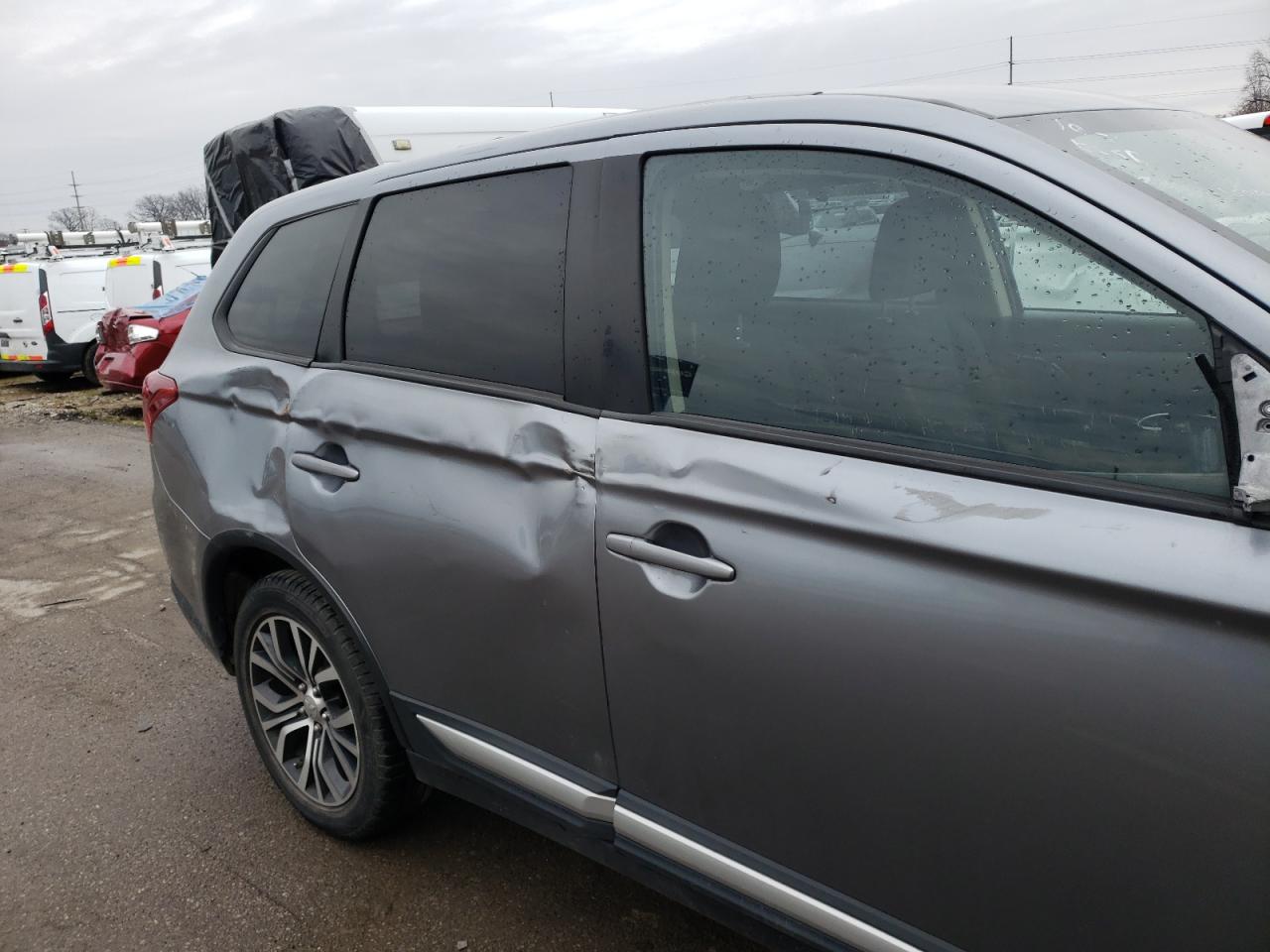 Photo 9 from auction – 2016 MITSUBISHI OUTLANDER with VIN JA4AD2A31GZ038298