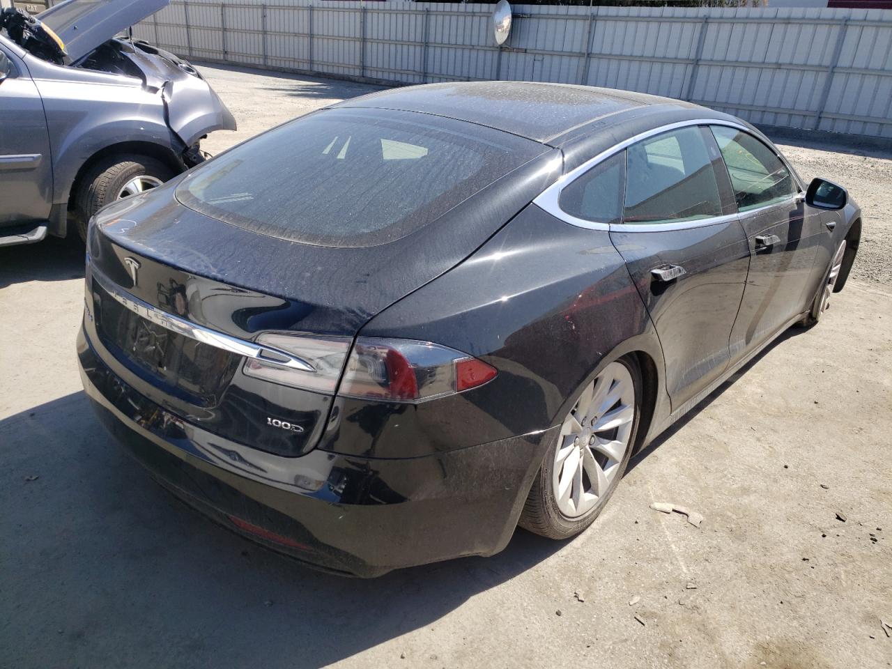 Photo 4 from auction – 2018 TESLA MODEL S with VIN 5YJSA1E29JF286536