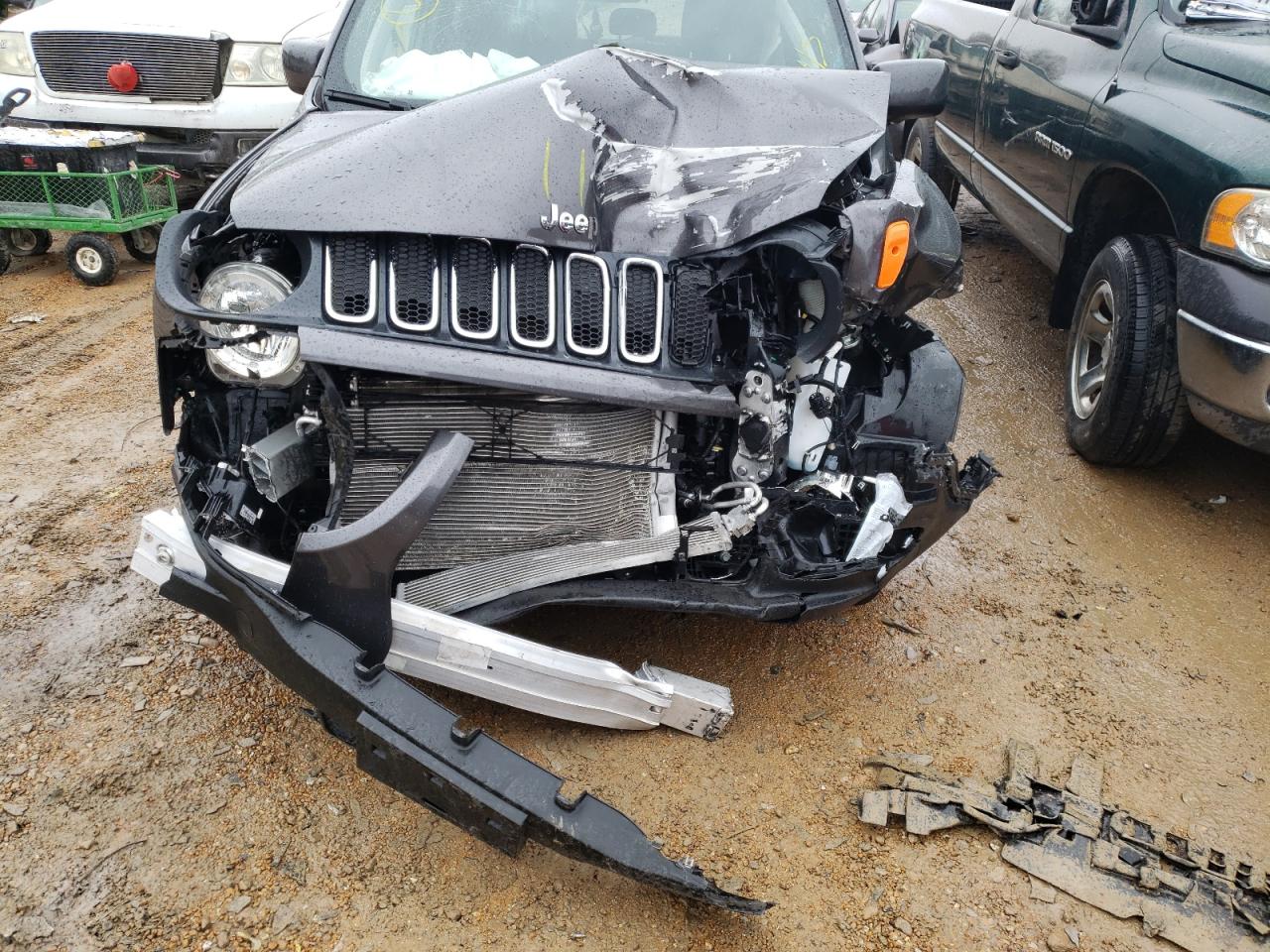 Photo 9 from auction – 2018 JEEP RENEGADE L with VIN ZACCJABB3JPH52981
