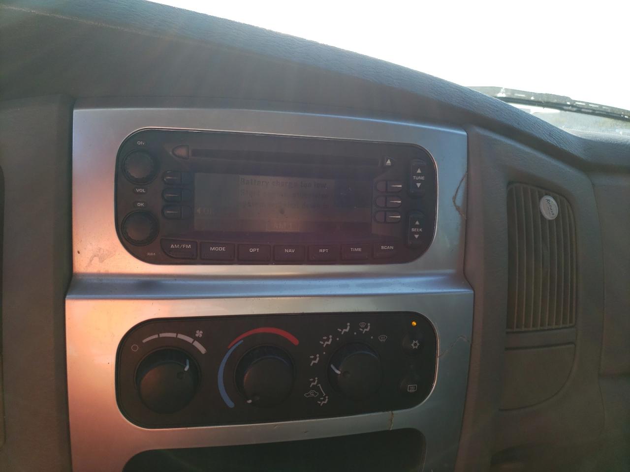 Photo 9 from auction – 2005 DODGE RAM 1500 S with VIN 1D7HA18D55J552887