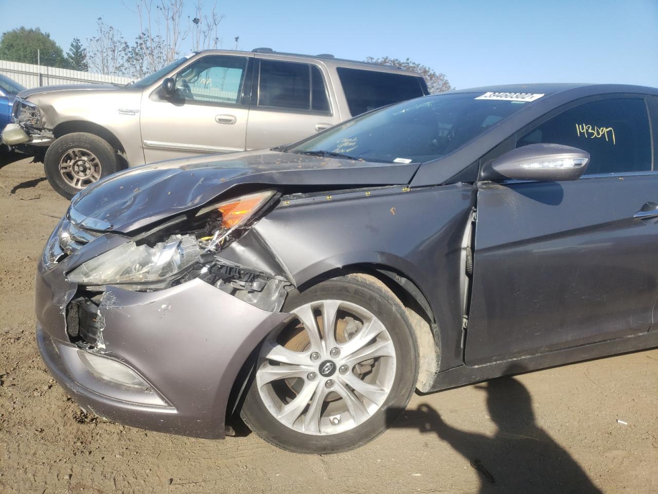 Photo 9 from auction – 2011 HYUNDAI SONATA SE with VIN 5NPEC4AC8BH029877