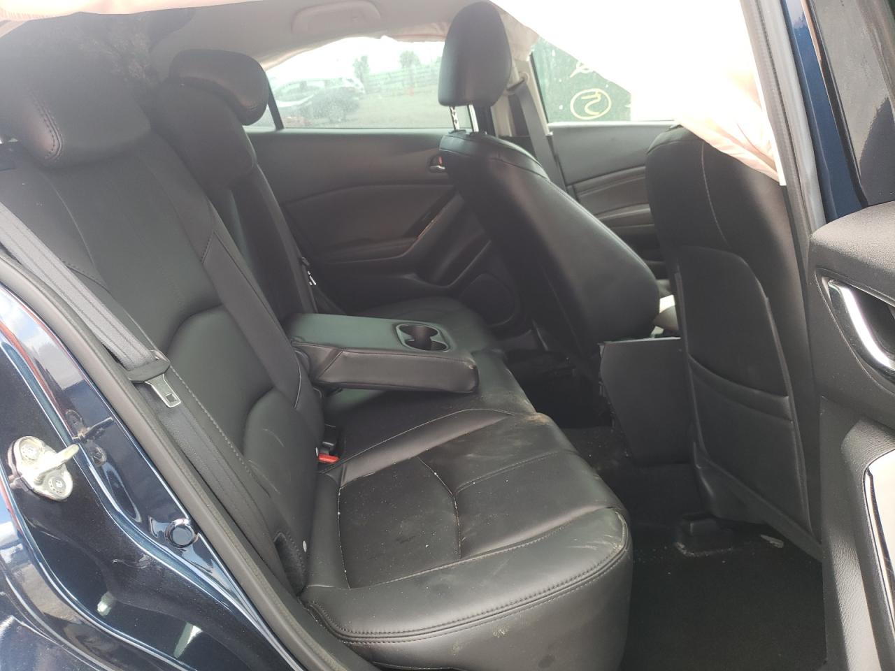 Photo 6 from auction – 2018 MAZDA 3 TOURING with VIN 3MZBN1L35JM250304