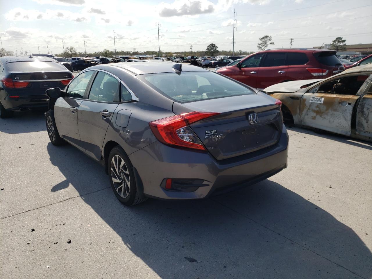 Photo 3 from auction – 2017 HONDA CIVIC EX with VIN 19XFC2F70HE005915