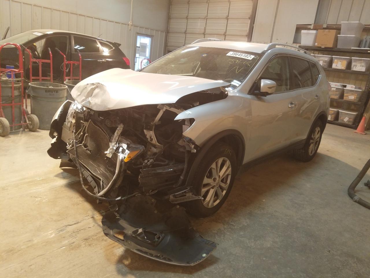 Photo 2 from auction – 2016 NISSAN ROGUE S with VIN KNMAT2MT8GP718277