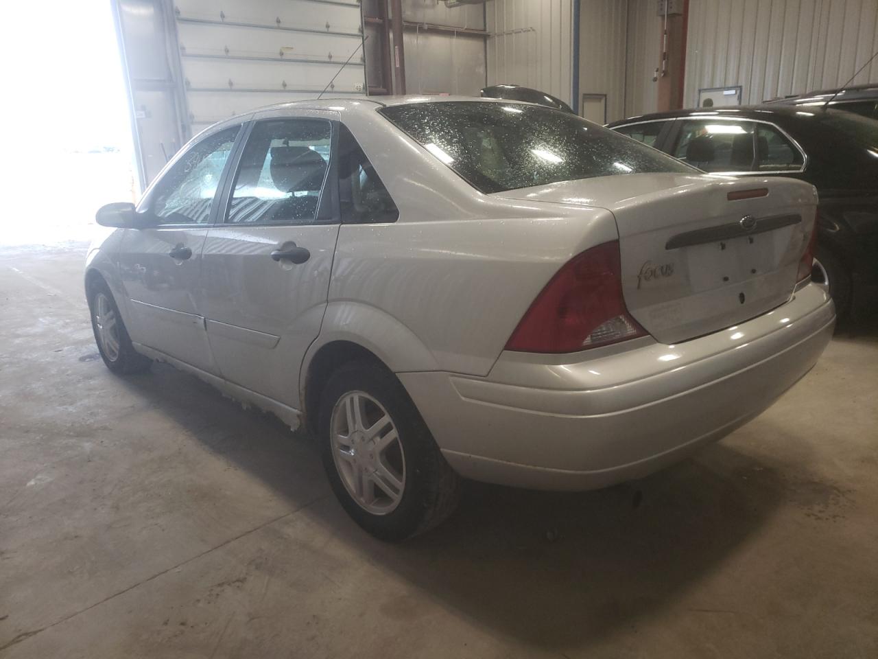 Photo 3 from auction – 2002 FORD FOCUS SE with VIN 1FAFP34342W111023