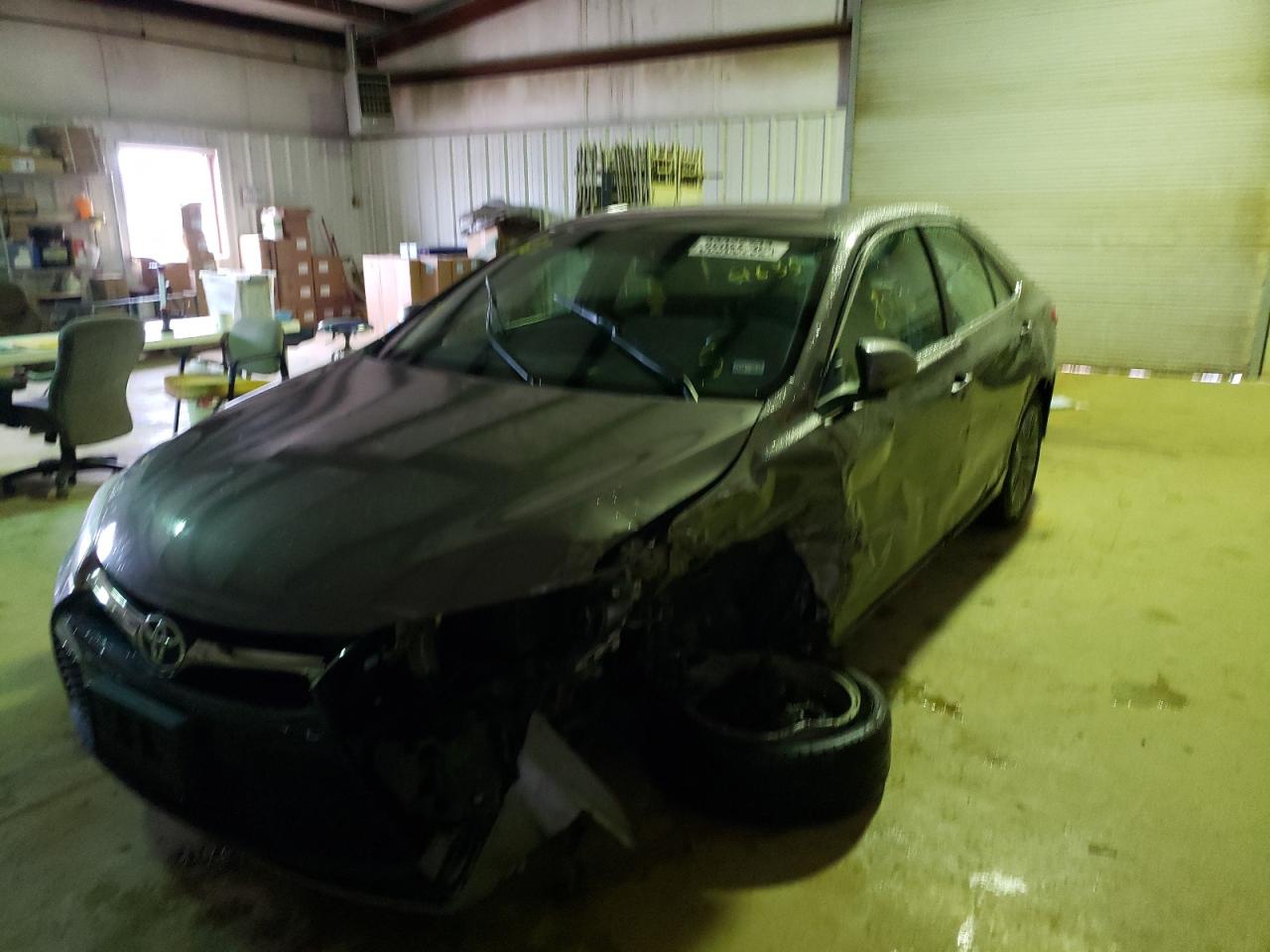 Photo 2 from auction – 2017 TOYOTA CAMRY LE with VIN 4T1BF1FK4HU404635