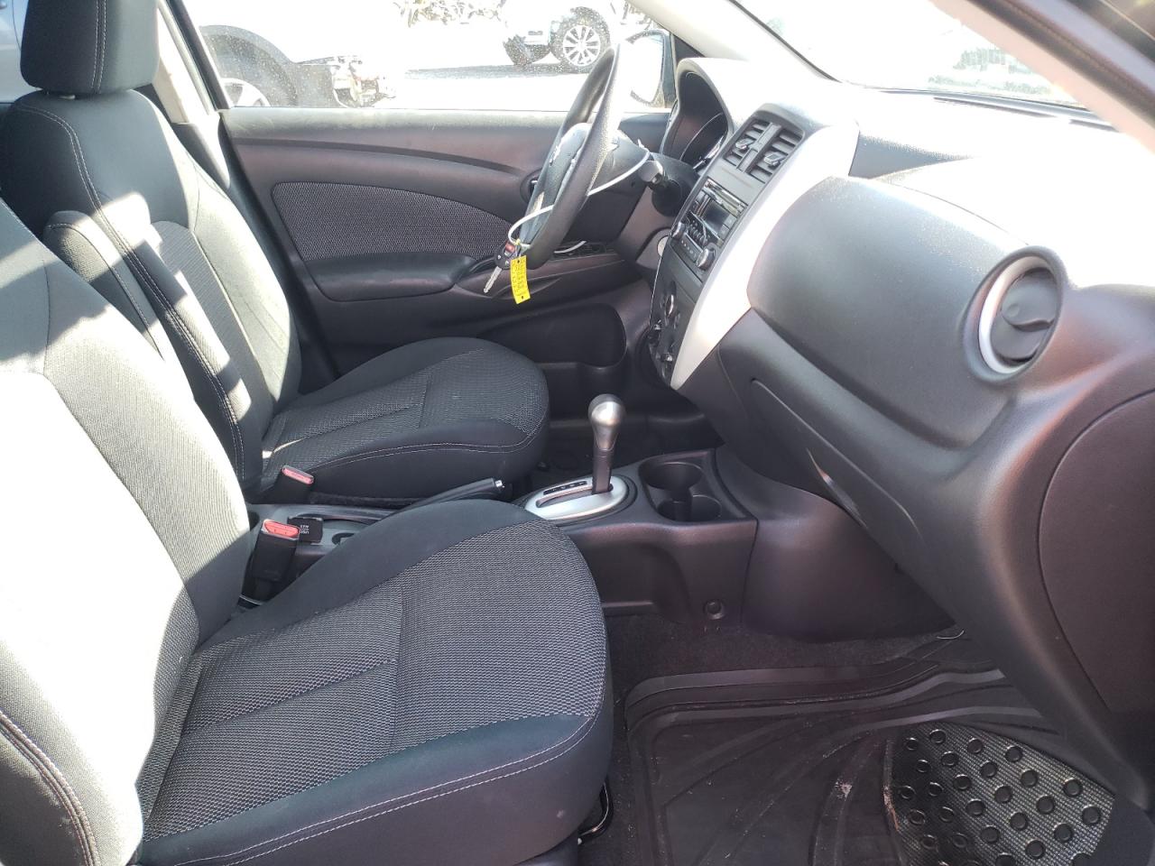 Photo 5 from auction – 2015 NISSAN VERSA S with VIN 3N1CN7AP0FL819866