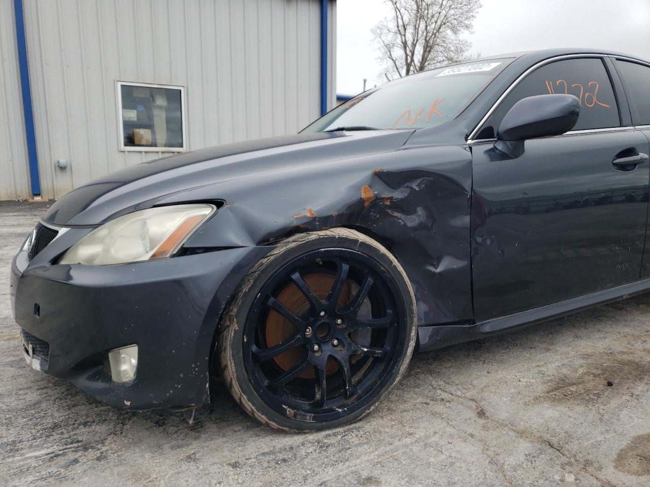 Photo 9 from auction – 2006 LEXUS IS 350 with VIN JTHBE262565010919