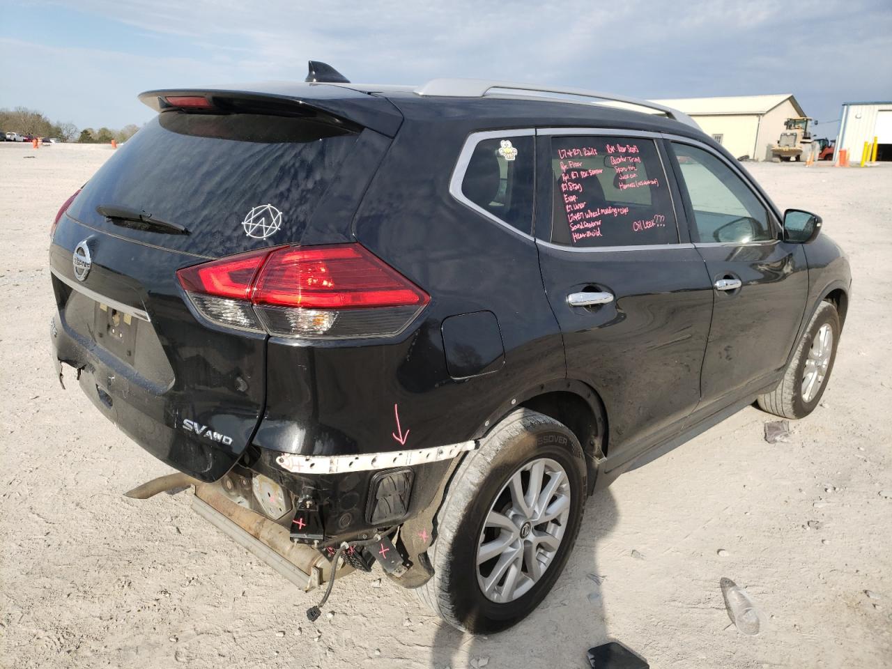 Photo 4 from auction – 2017 NISSAN ROGUE S with VIN KNMAT2MV8HP582719