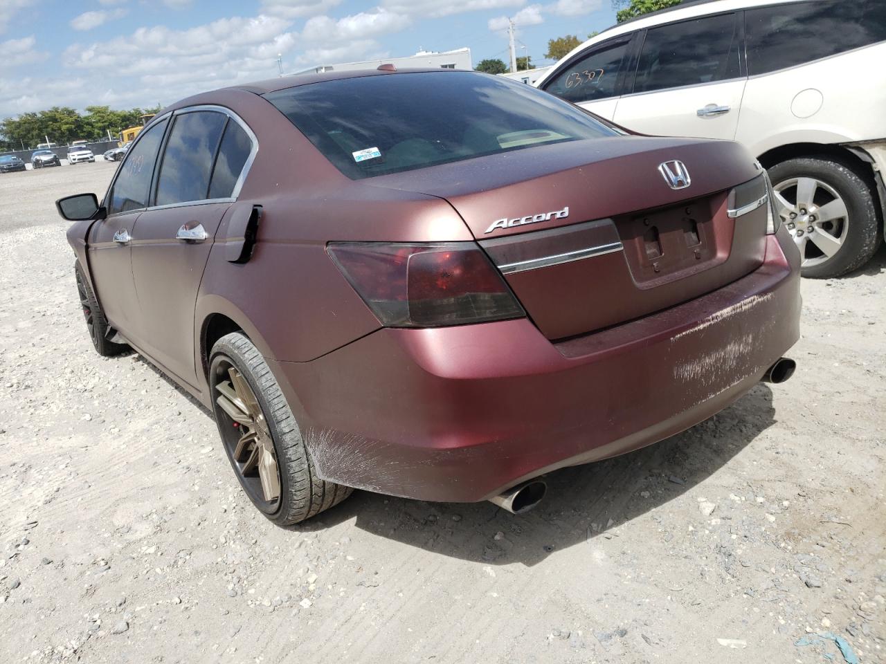 Photo 3 from auction – 2012 HONDA ACCORD EXL with VIN 1HGCP3F87CA034248