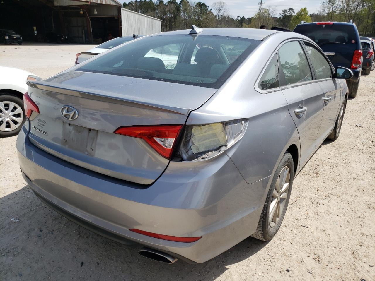 Photo 16 from auction – 2015 HYUNDAI SONATA SE with VIN 5NPE24AF9FH178978