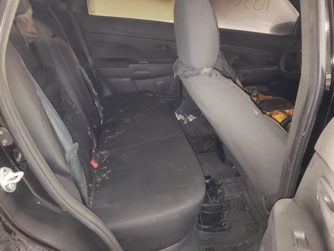 Photo 6 from auction – 2015 MITSUBISHI OUTLANDER with VIN 4A4AP3AW1FE050981