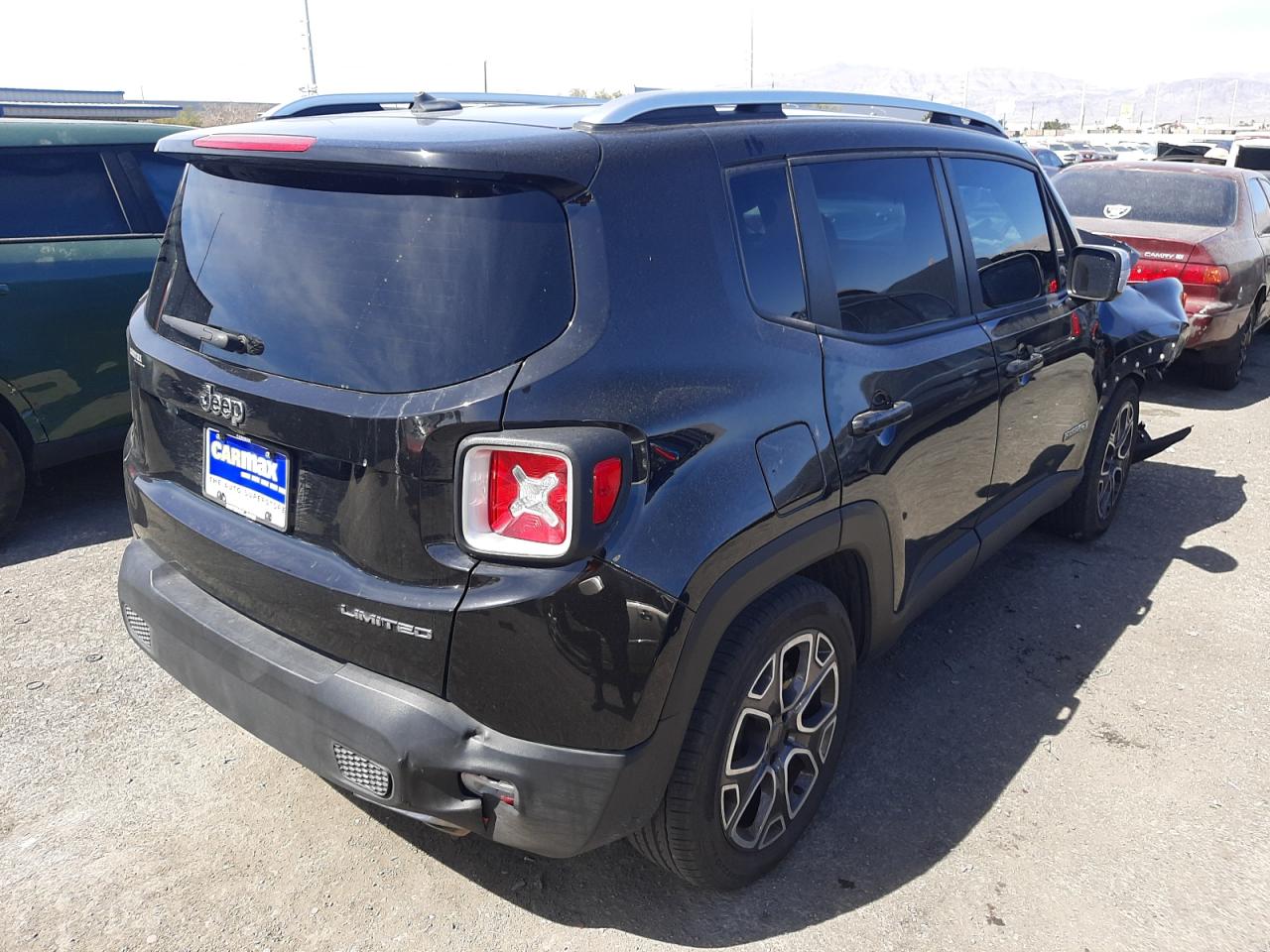 Photo 4 from auction – 2015 JEEP RENEGADE L with VIN ZACCJADTXFPB46493