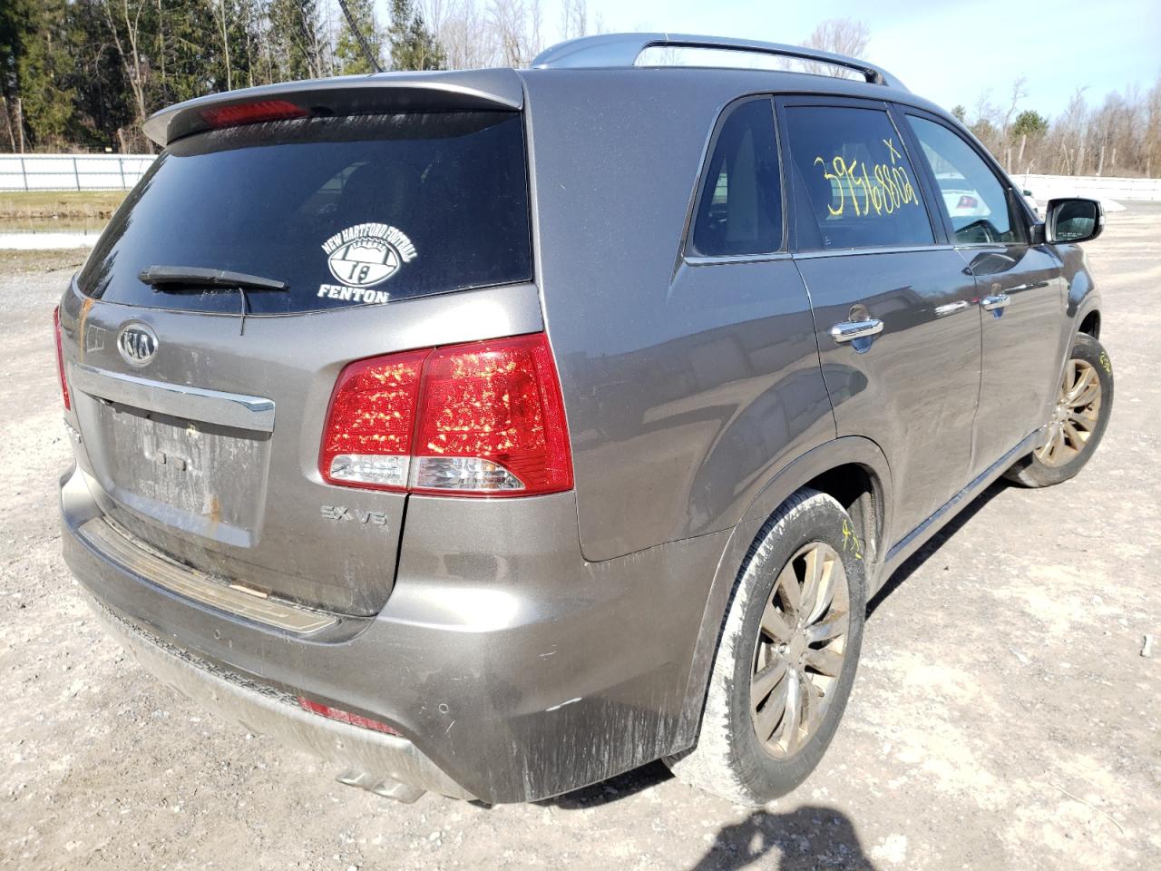 Photo 4 from auction – 2012 KIA SORENTO SX with VIN 5XYKW4A29CG265898