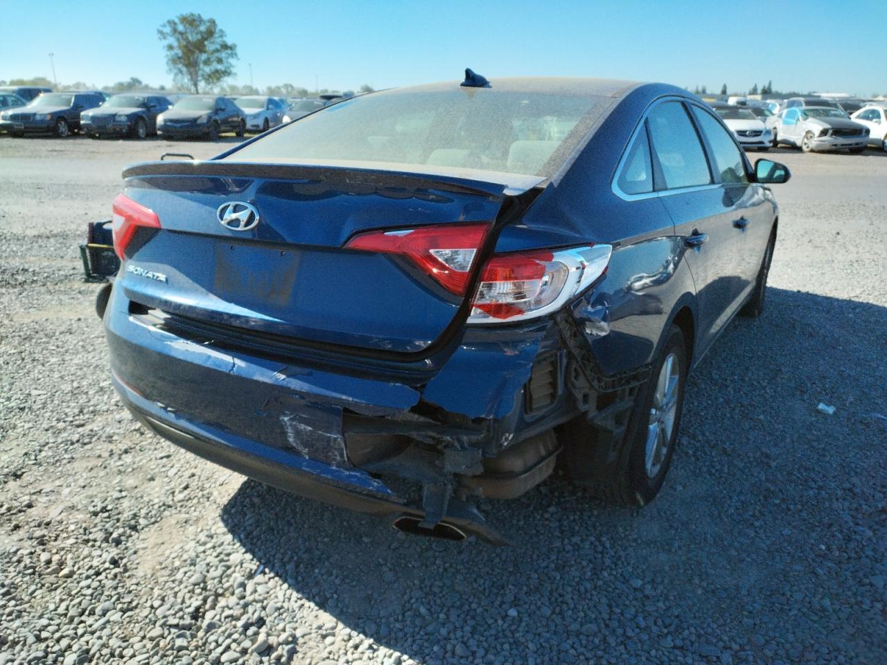 Photo 9 from auction – 2017 HYUNDAI SONATA SE with VIN 5NPE24AF2HH487923
