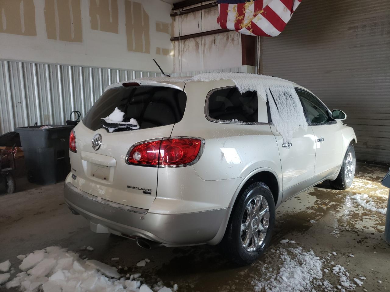 Photo 4 from auction – 2009 BUICK ENCLAVE CX with VIN 5GAER23D59J156338