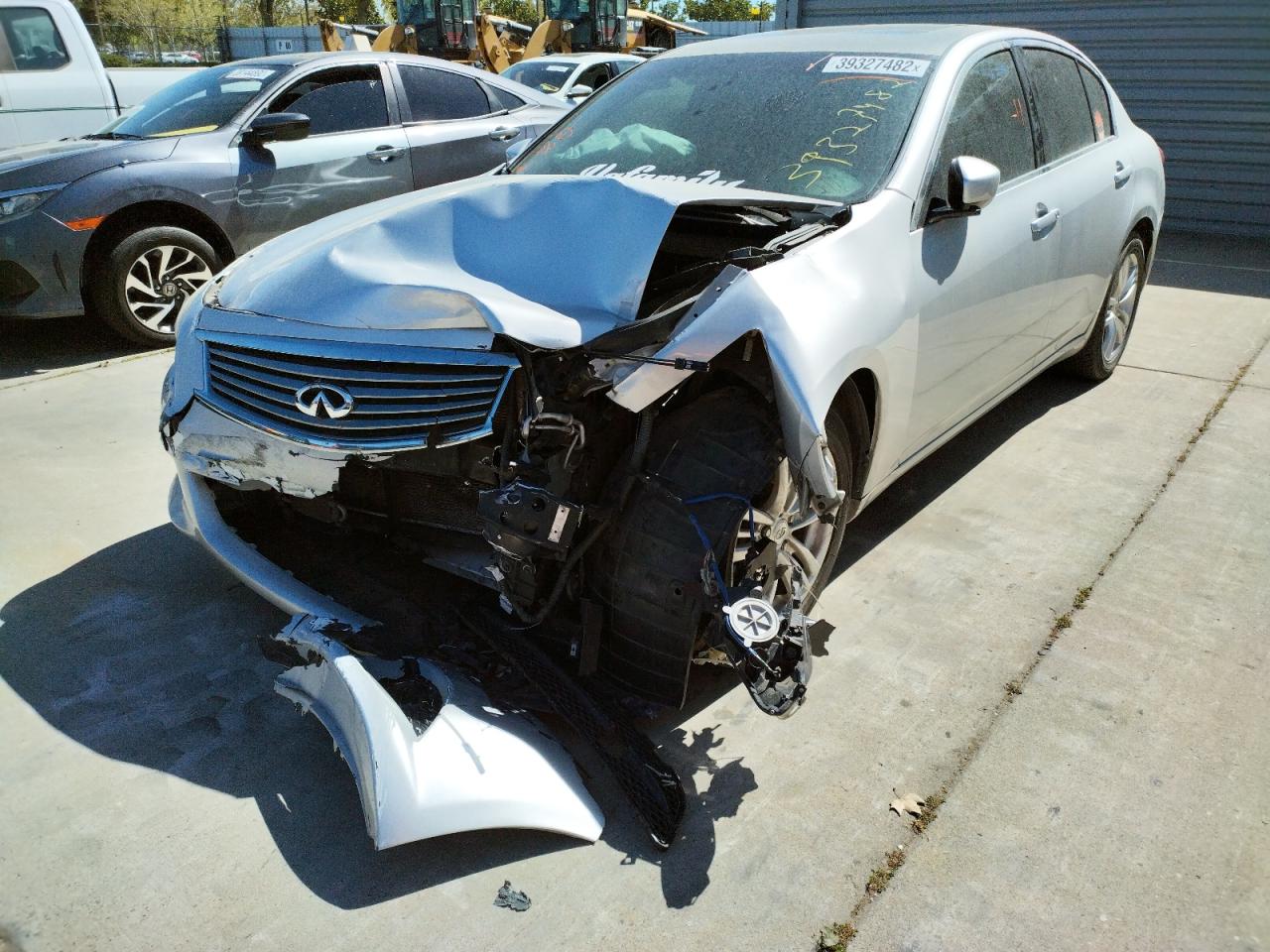 Photo 2 from auction – 2011 INFINITI G37 BASE with VIN JN1CV6AP0BM505418