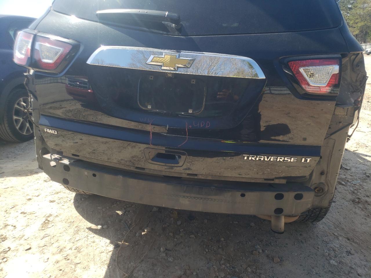Photo 10 from auction – 2015 CHEVROLET TRAVERSE L with VIN 1GNKVGKD8FJ303945