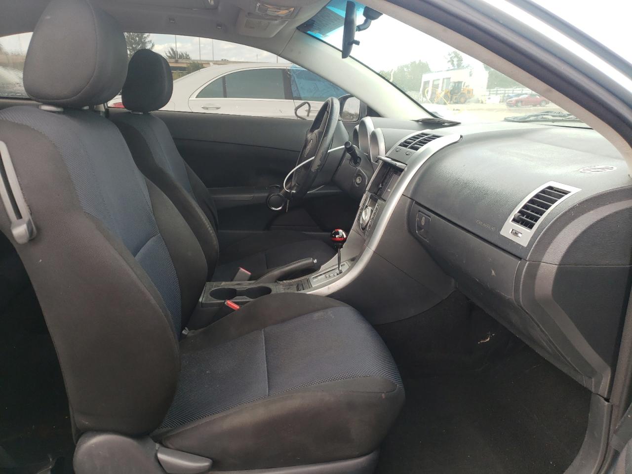 Photo 5 from auction – 2005 TOYOTA SCION TC with VIN JTKDE177750003859
