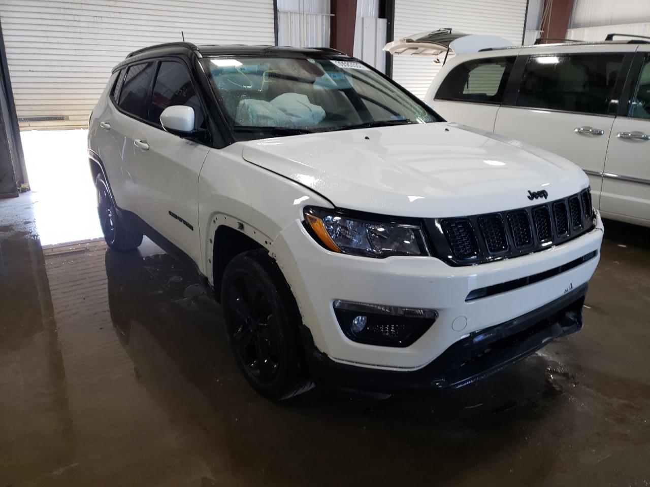 JEEP COMPASS LA 2019 with VIN 3C4NJDBBXKT741092 - Photo from auction