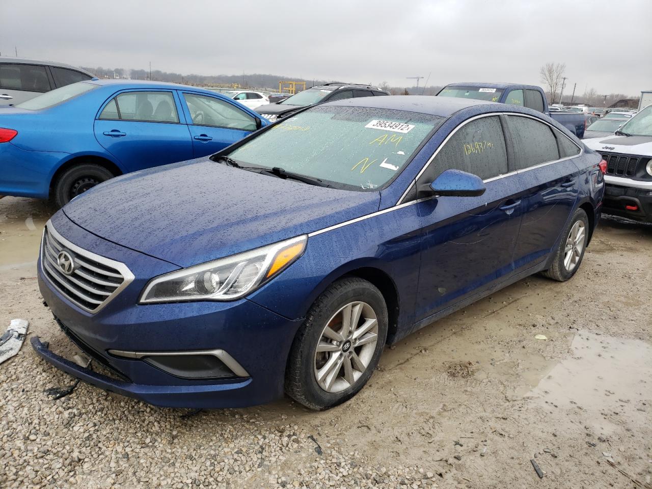 Photo 2 from auction – 2016 HYUNDAI SONATA SE with VIN 5NPE24AF7GH272018