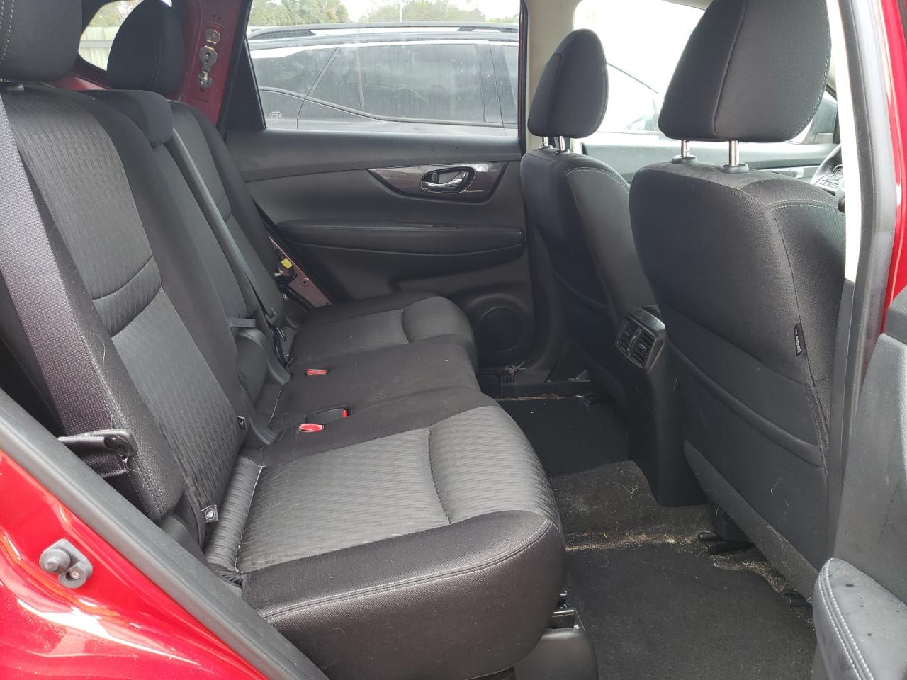 Photo 6 from auction – 2017 NISSAN ROGUE S with VIN JN8AT2MT3HW402717
