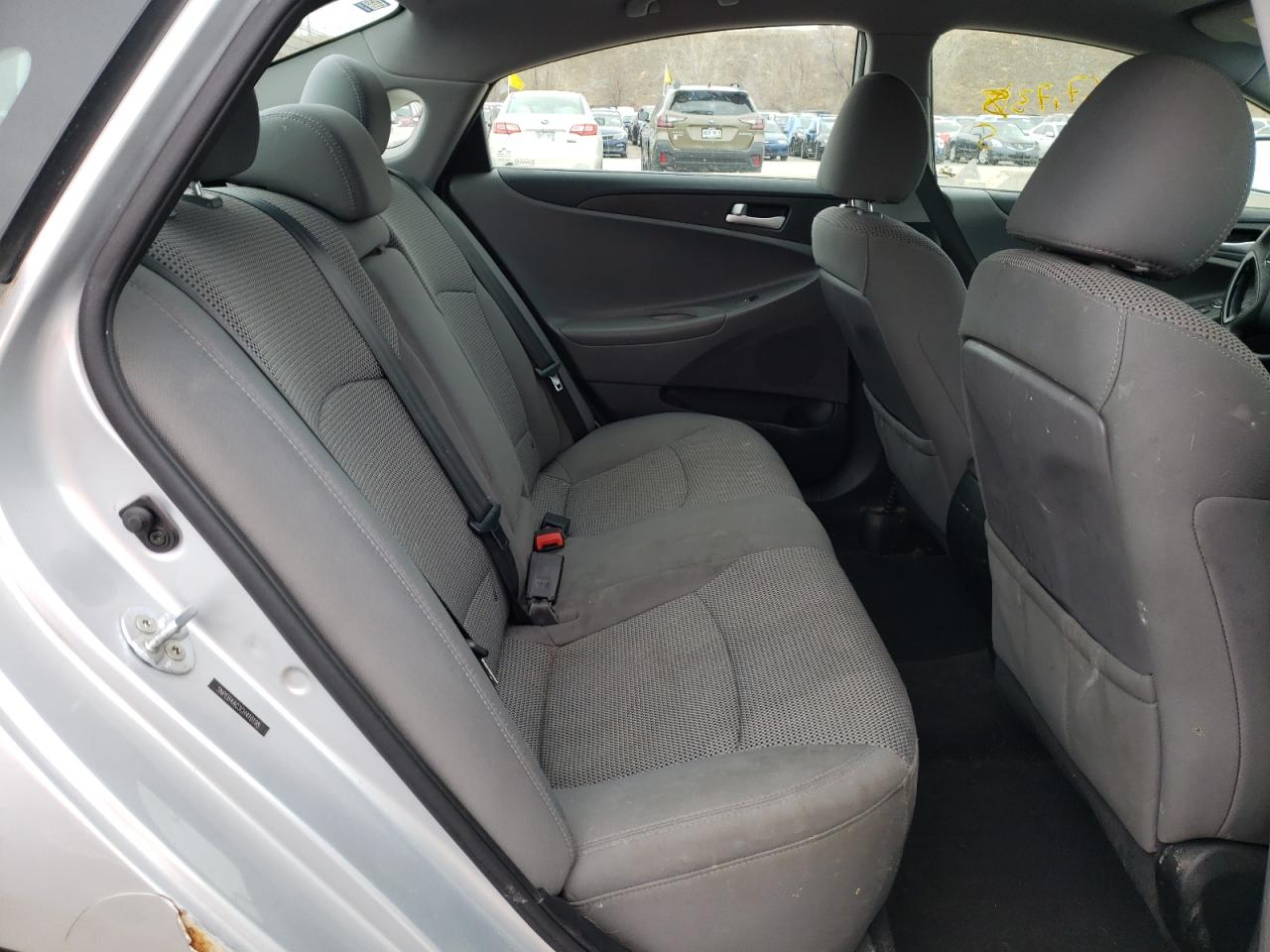 Photo 6 from auction – 2012 HYUNDAI SONATA GLS with VIN 5NPEB4AC3CH410198
