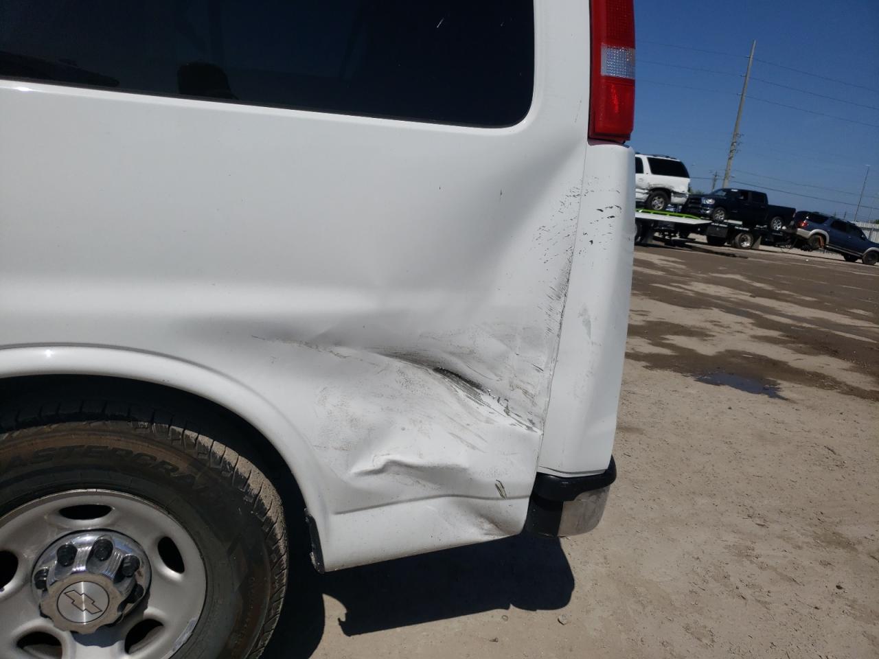 Photo 10 from auction – 2018 CHEVROLET EXPRESS G3 with VIN 1GAZGPFG1J1315524