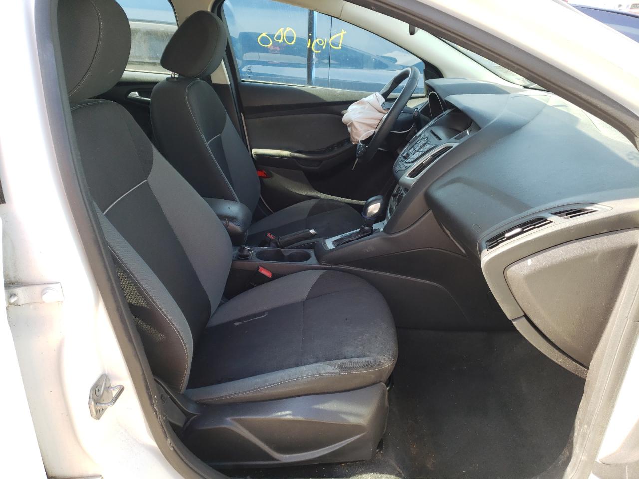 Photo 5 from auction – 2014 FORD FOCUS SE with VIN 1FADP3K24EL392764