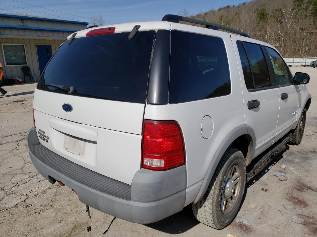 Photo 4 from auction – 2002 FORD EXPLORER X with VIN 1FMZU72E42UC86648