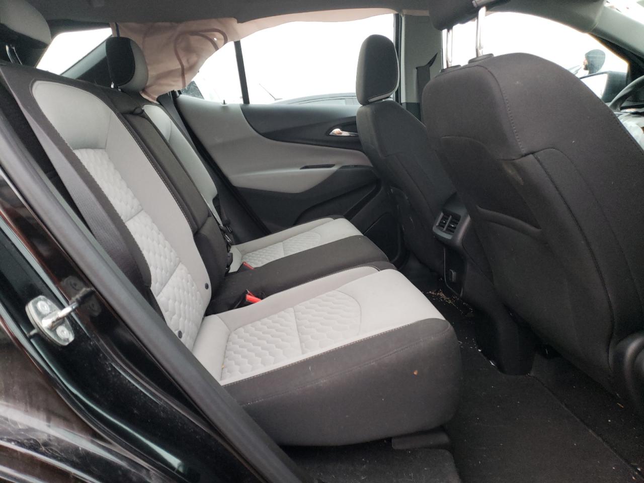 Photo 6 from auction – 2018 CHEVROLET EQUINOX LS with VIN 2GNAXHEV1J6229063
