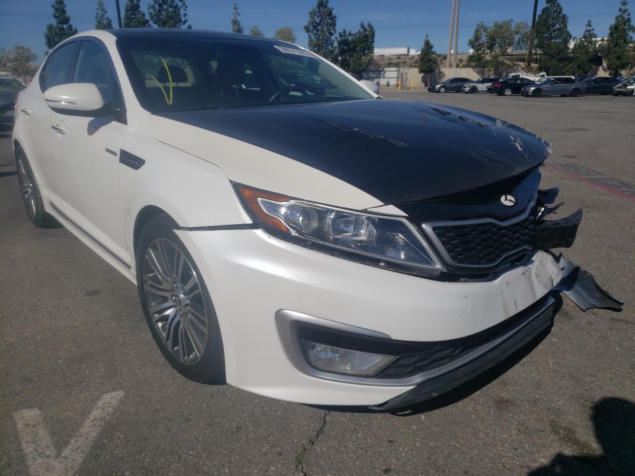 KIA OPTIMA HYB 2013 with VIN KNAGM4AD8D5042935 - Photo from auction
