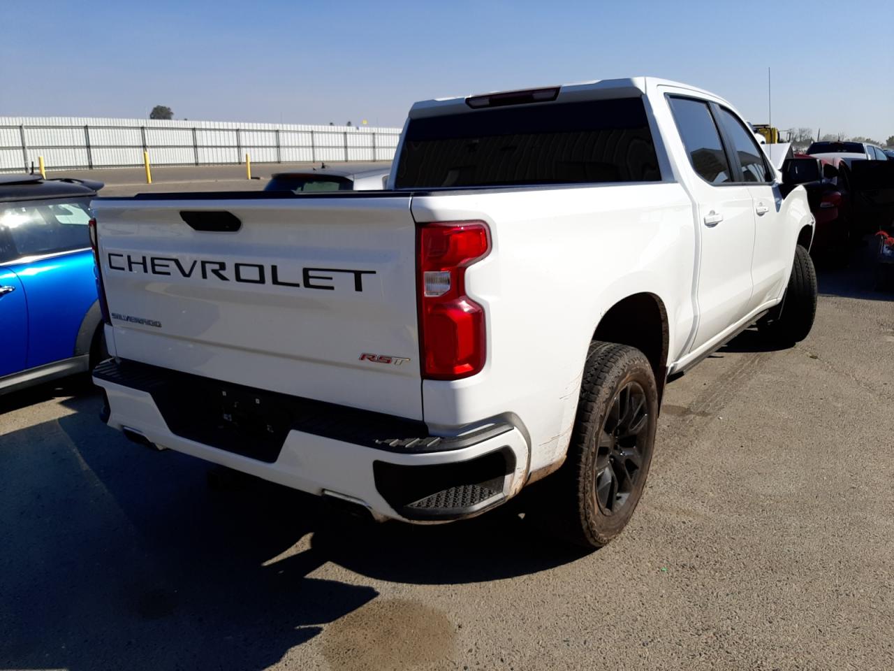 Photo 4 from auction – 2021 CHEVROLET SILVERADO with VIN 3GCUYEED3MG243810
