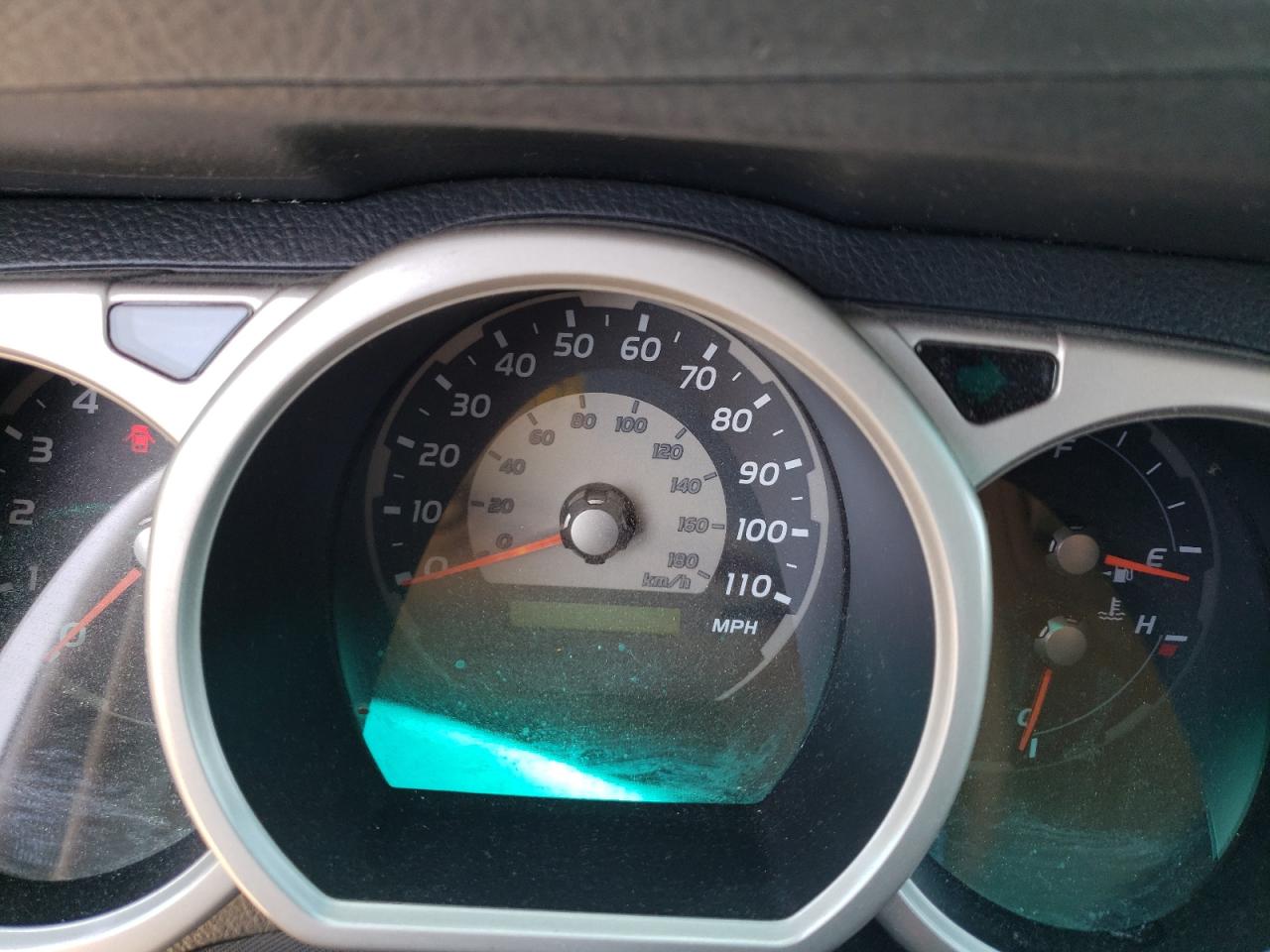 Photo 8 from auction – 2005 TOYOTA 4RUNNER SR with VIN JTEZU14RX50043614