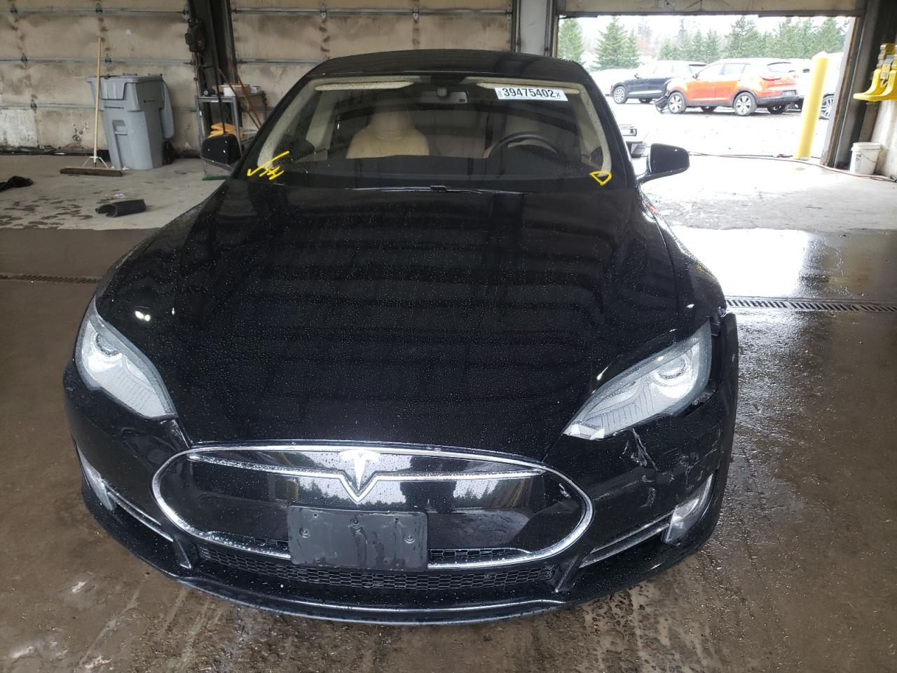 Photo 9 from auction – 2013 TESLA MODEL S with VIN 5YJSA1DP5DFP06861
