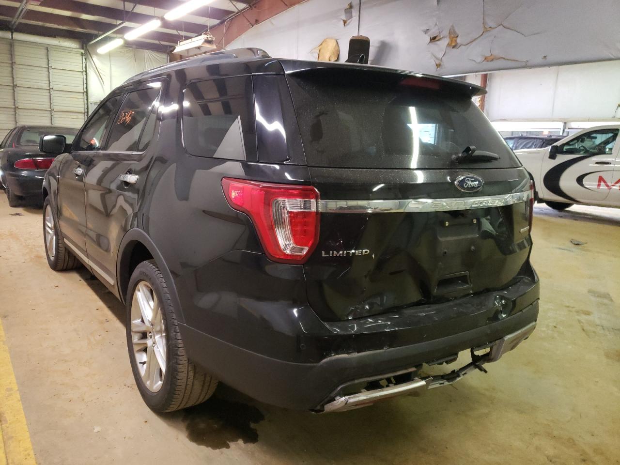 Photo 3 from auction – 2016 FORD EXPLORER L with VIN 1FM5K7F8XGGB83779