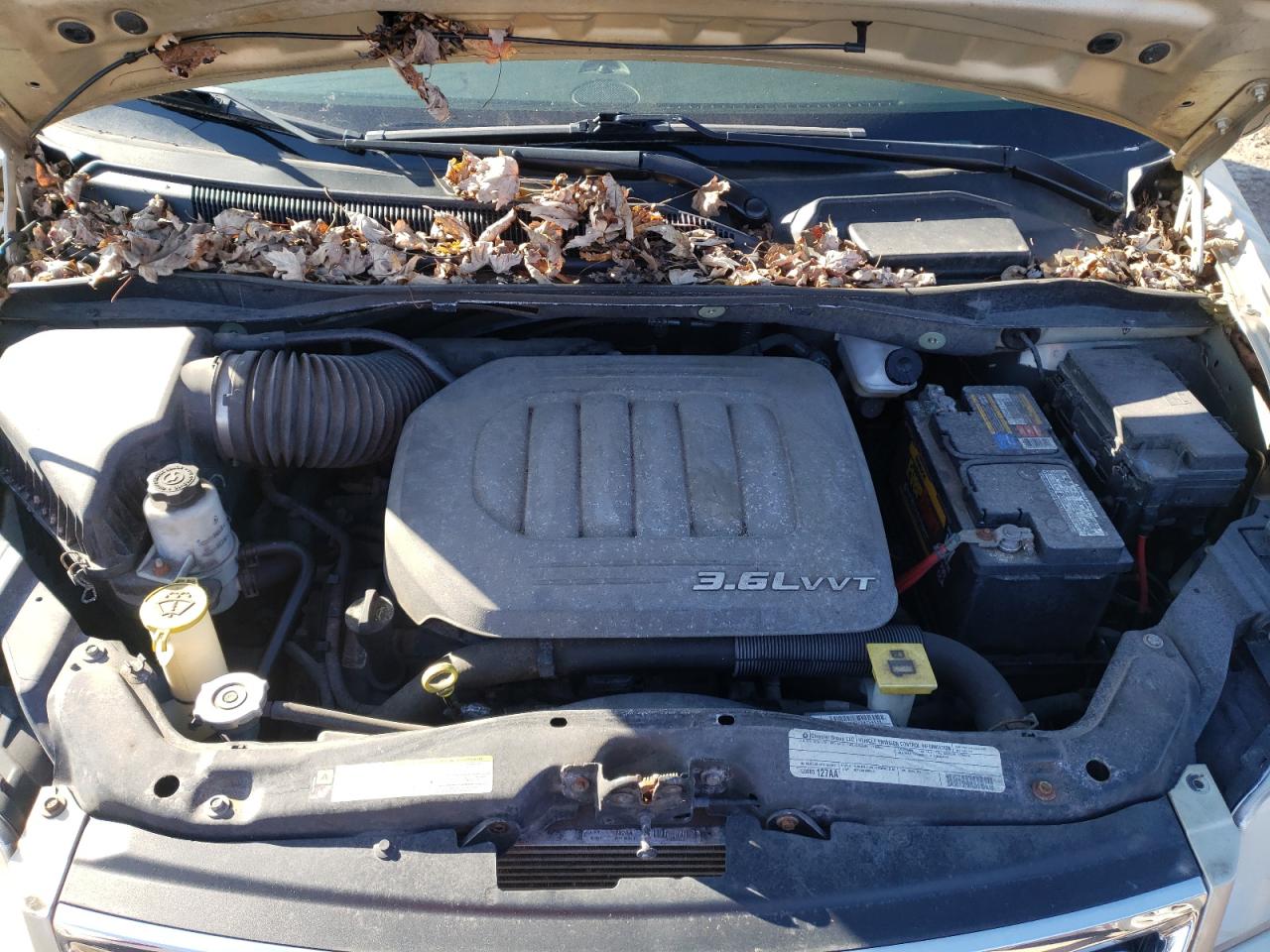 Photo 7 from auction – 2011 CHRYSLER TOWN & COU with VIN 2A4RR5DG5BR676660