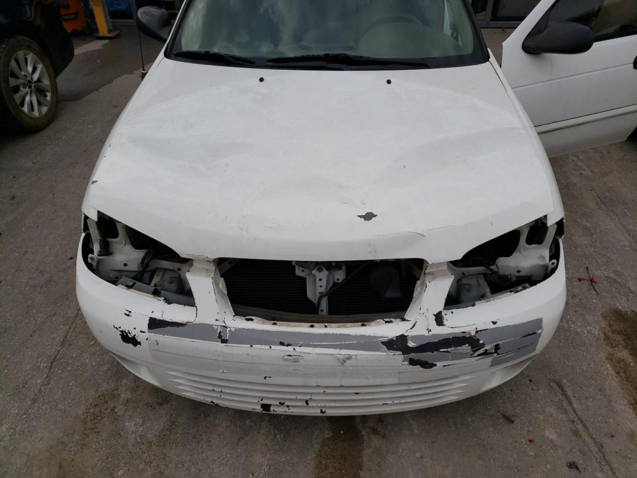 Photo 7 from auction – 2001 NISSAN SENTRA XE with VIN 3N1CB51D21L490955
