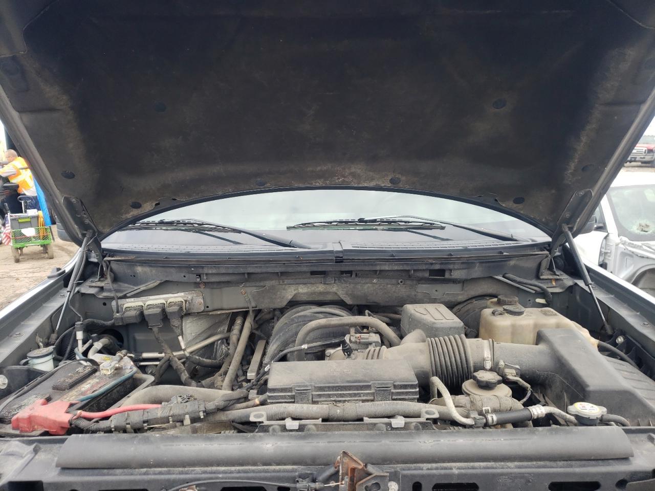 Photo 7 from auction – 2010 FORD F150 SUPER with VIN 1FTEW1C85AFC07154