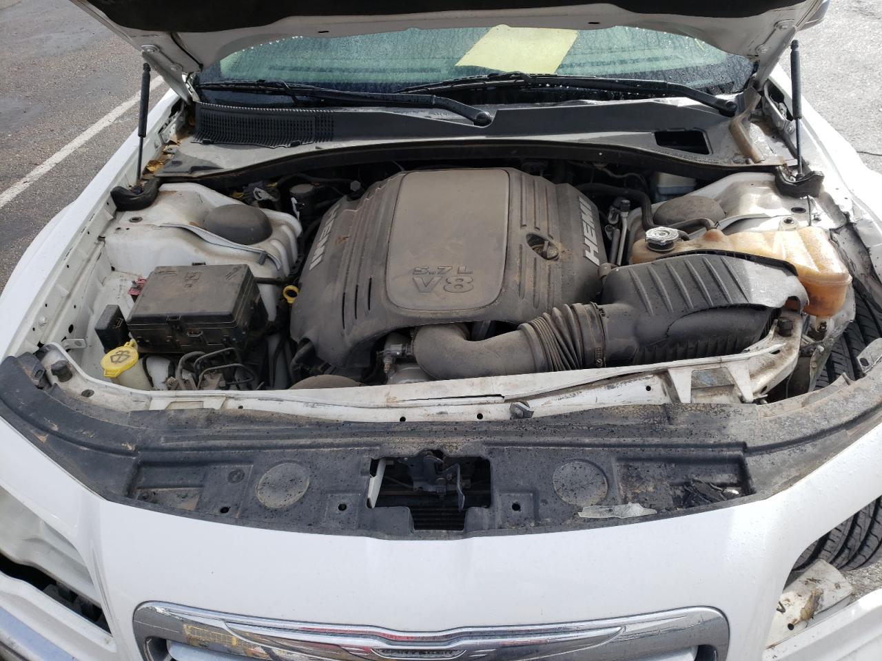 Photo 7 from auction – 2011 CHRYSLER 300C with VIN 2C3CA6CT1BH581286