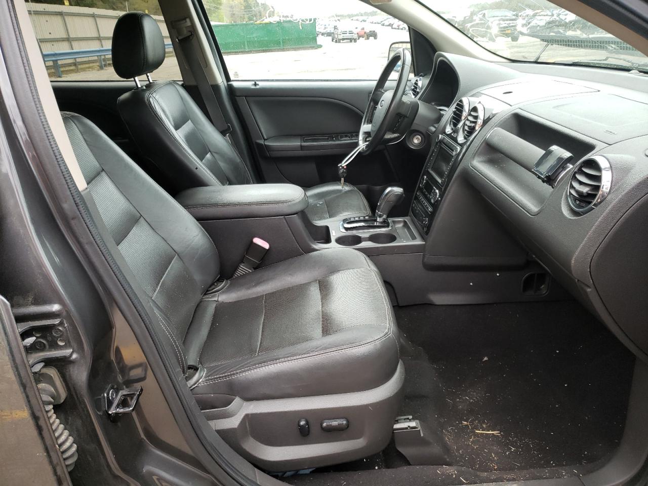 Photo 5 from auction – 2008 FORD TAURUS X L with VIN 1FMDK06W18GA31375