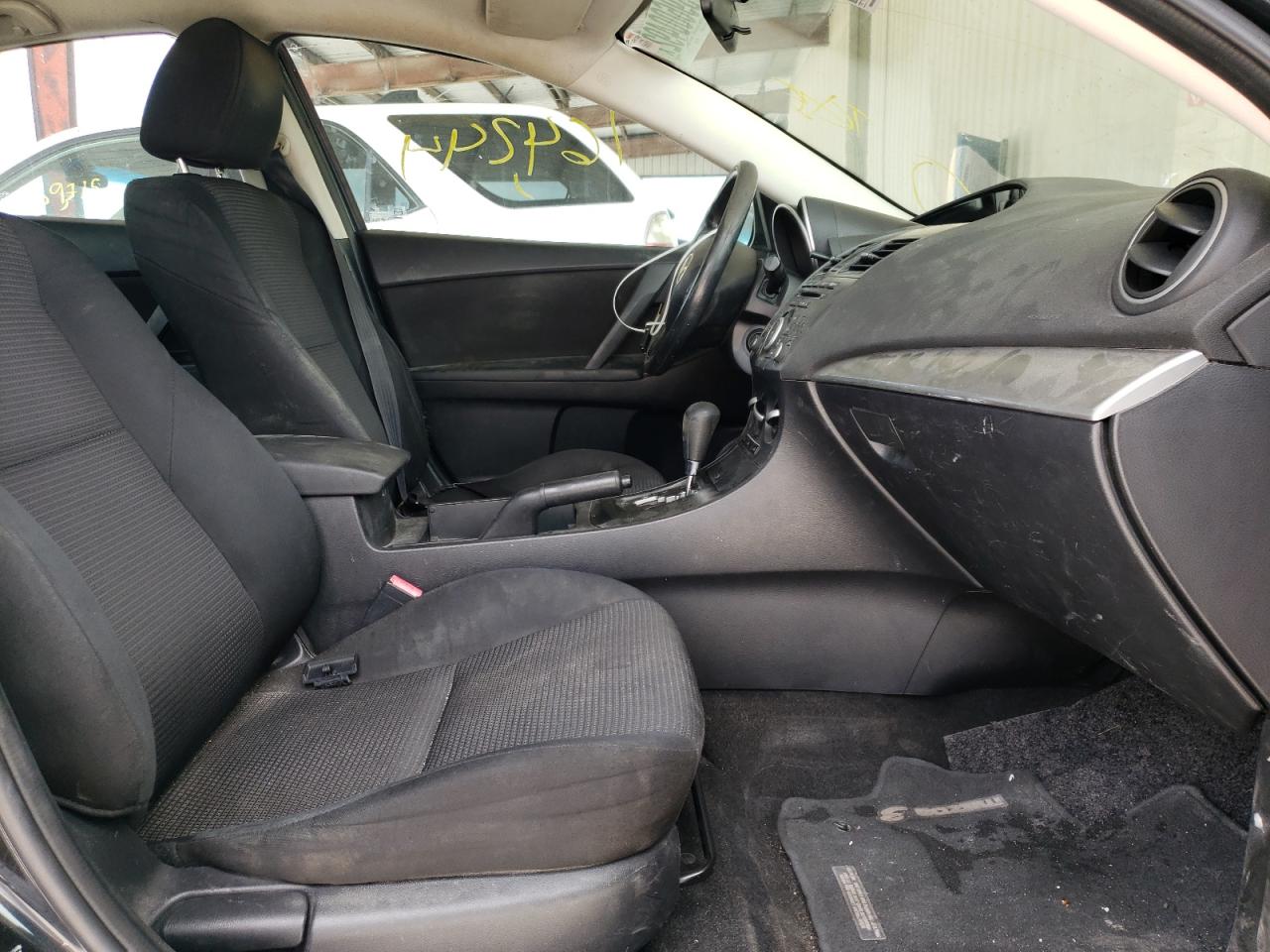 Photo 5 from auction – 2012 MAZDA 3 I with VIN JM1BL1VF1C1515154