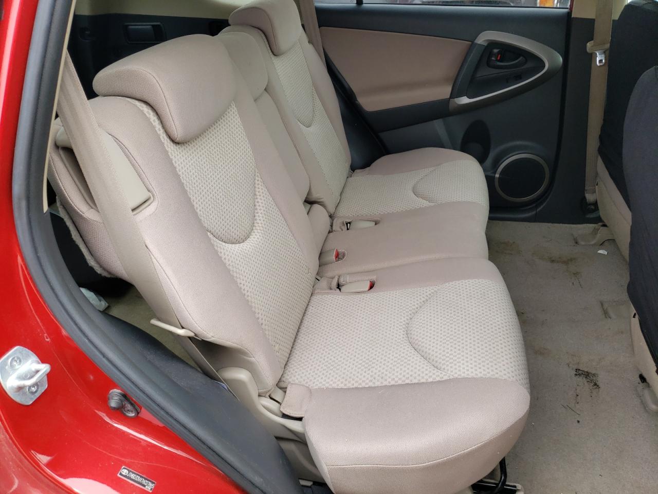 Photo 6 from auction – 2007 TOYOTA RAV4 with VIN JTMBD33VX76027865