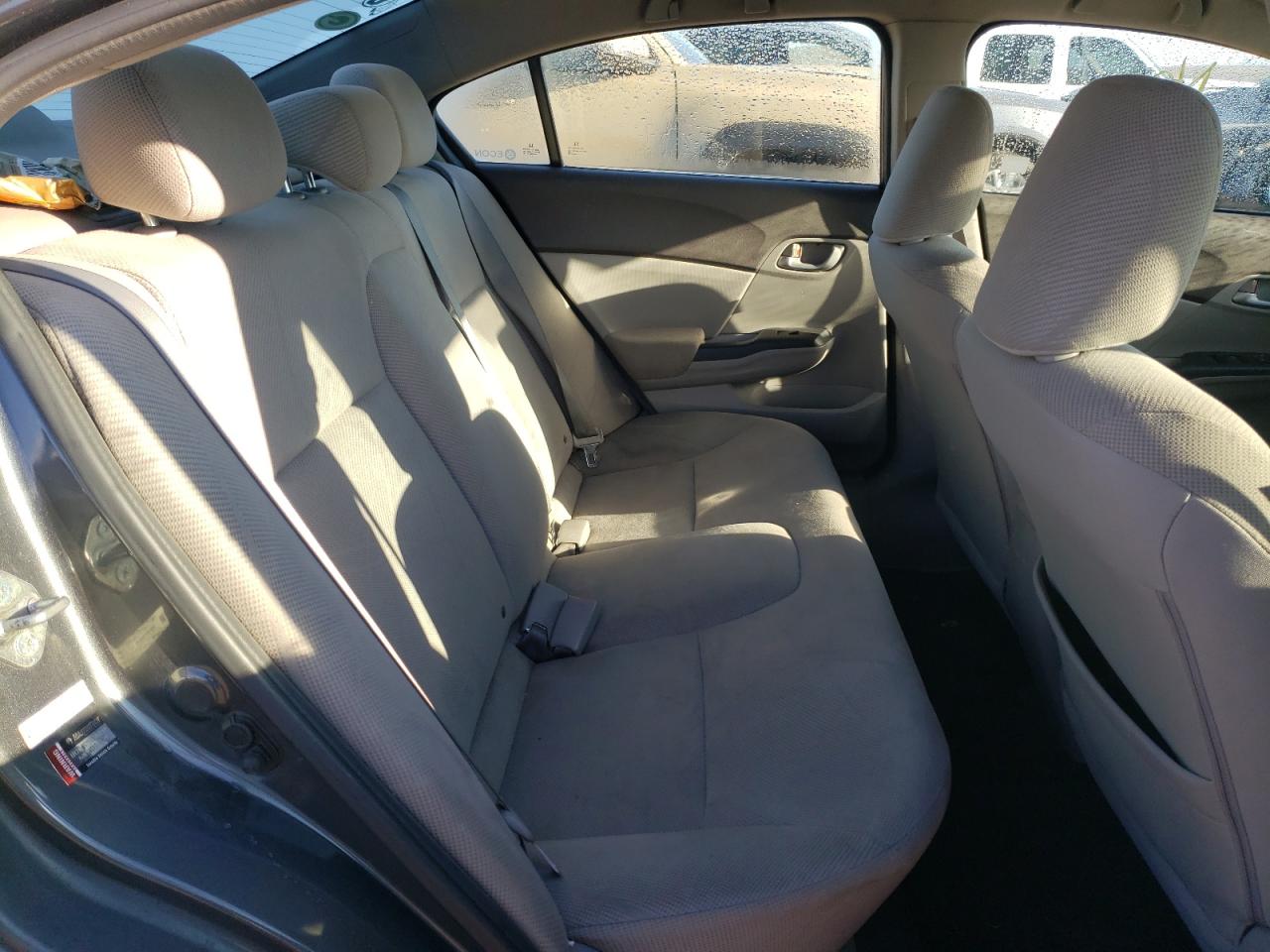 Photo 6 from auction – 2012 HONDA CIVIC LX with VIN 2HGFB2F51CH560713