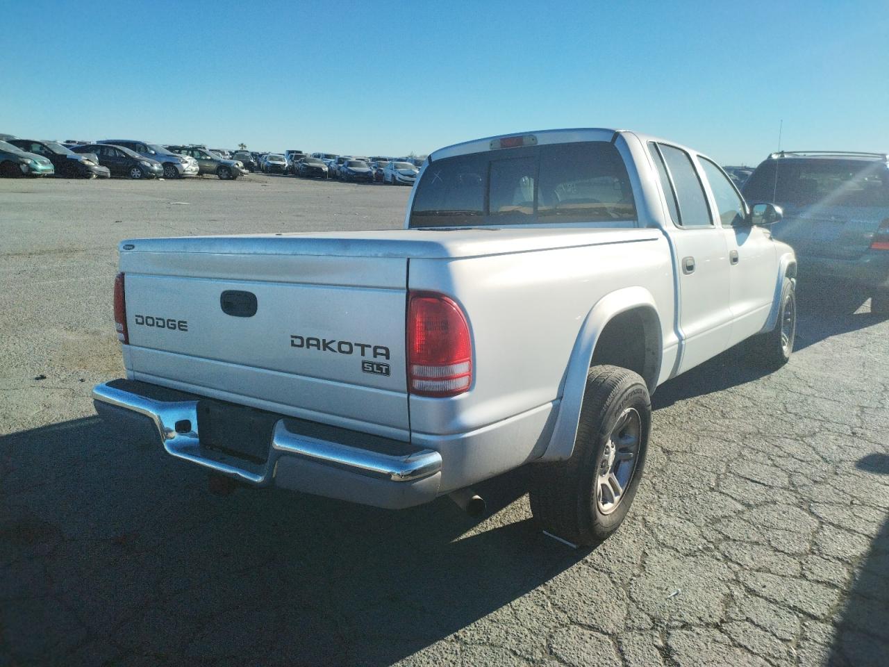 Photo 4 from auction – 2004 DODGE DAKOTA QUA with VIN 1D7HL48NX4S690874