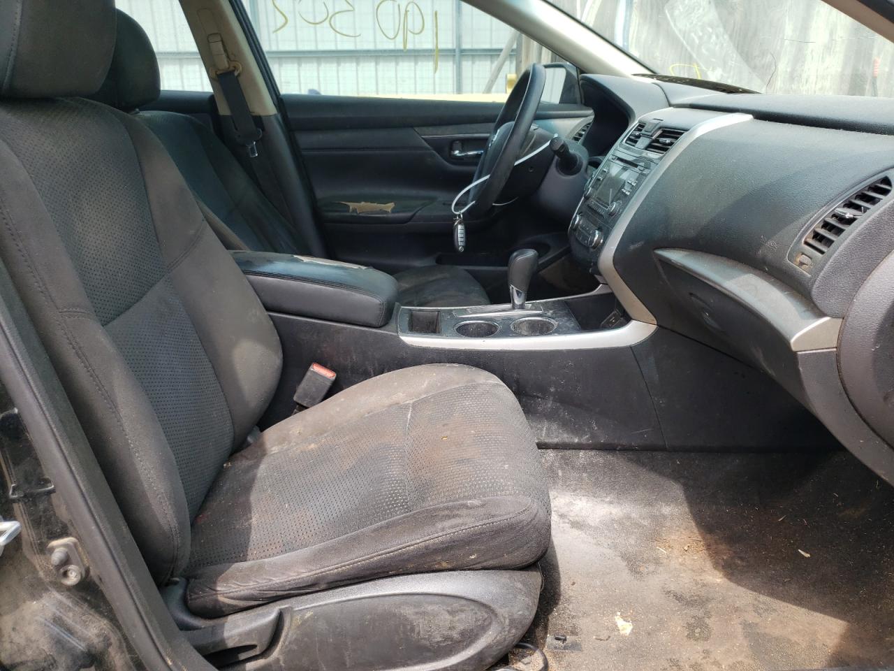 Photo 5 from auction – 2015 NISSAN ALTIMA 2.5 with VIN 1N4AL3AP5FN904405