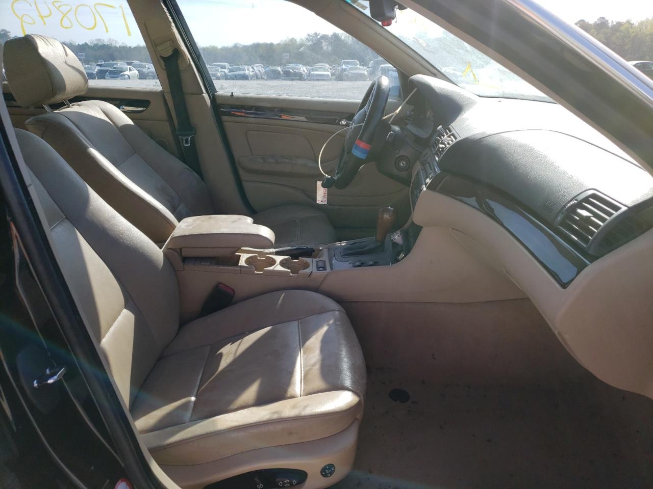 Photo 5 from auction – 2001 BMW 330 I with VIN WBAAV53481FK45027